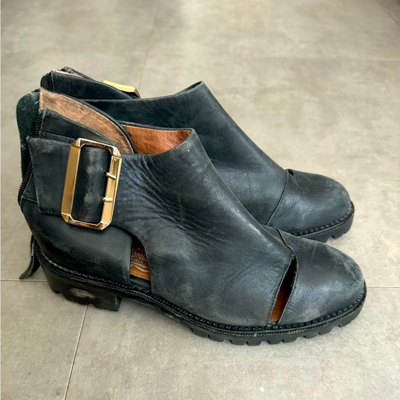 Jeffery Campbell flats - Picture 1 of 3